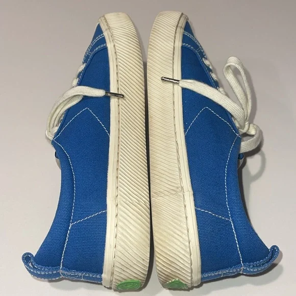 CARIUMA Pantone EUC Women’s Size 8.5 or Men’s Size 7 Classic Blue Canvas Sneaker - Picture 10 of 14